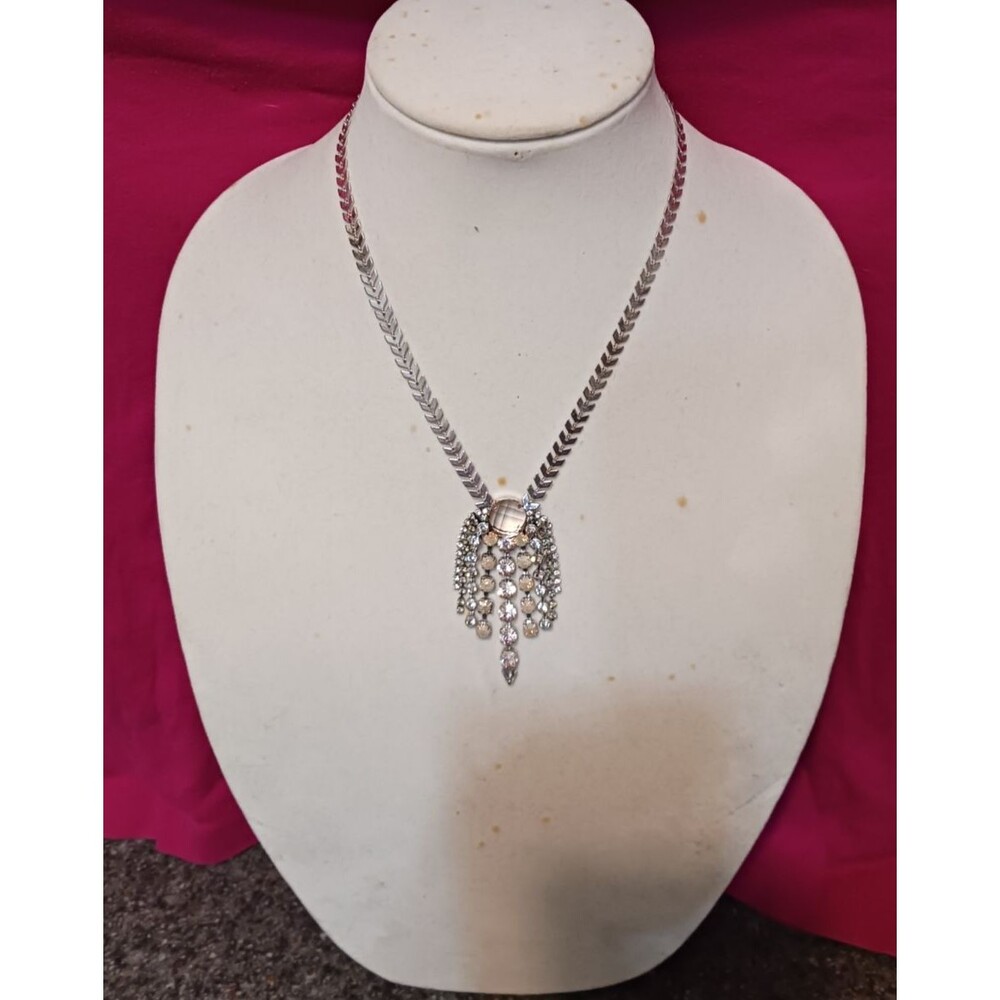 Vintage Express Silver Necklace Chevron Herringbone Chain Rhinestone Waterfall - Picture 7 of 13